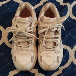 Vionic w/ Orthaheel Technology Walker